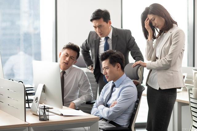 400電話如何幫助企業(yè)提升電話接聽率？